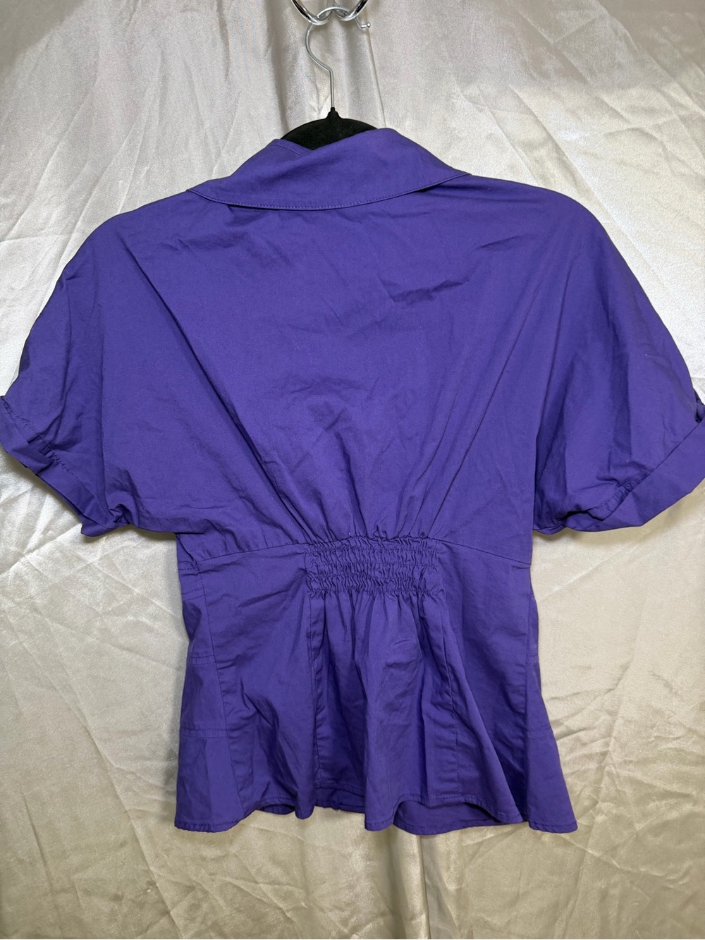 XOXO Women’s Medium Purple Ruffle Button Front Short Sleeve Blouse Y2K Career - Picture 4 of 6